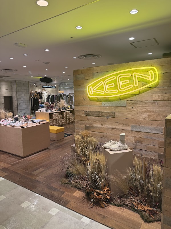 KEEN GARAGE SHINJUKU